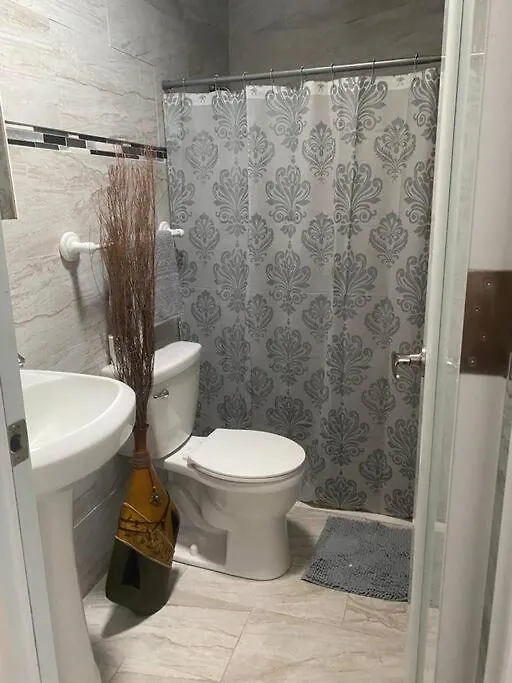 Ac Rooms, Smart Tv, Centric & 20 Mins From Airport Loiza